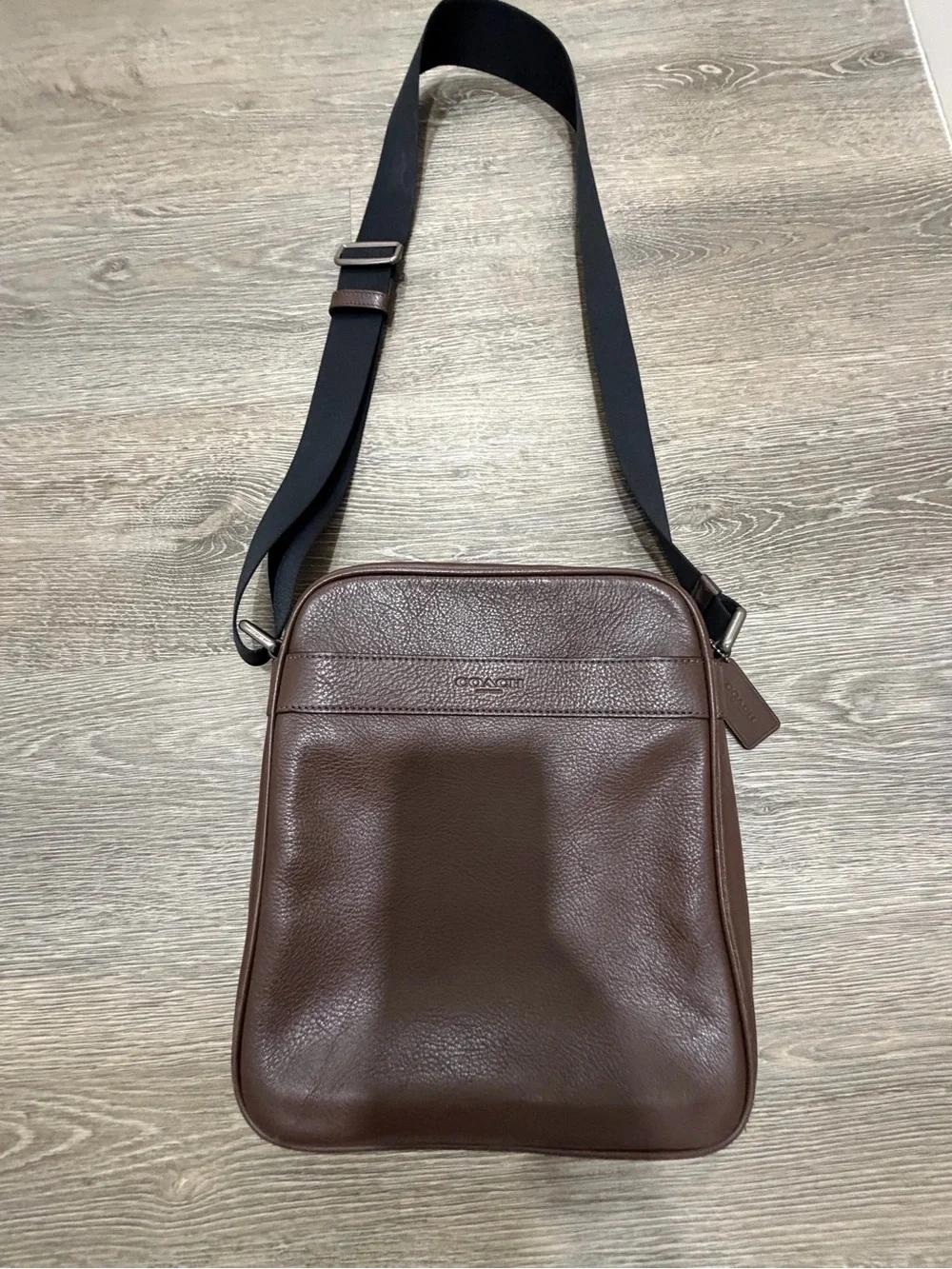 Vintage COACH Purse Crossbody Messenger Bag Dark Brown Leather